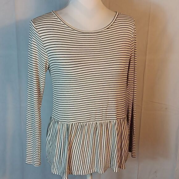 Live In The Moment Striped Top - Picture 5 of 5